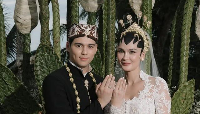Luna Maya (Instagram/lunamaya)